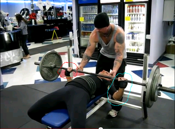 bench press pierde burta gras